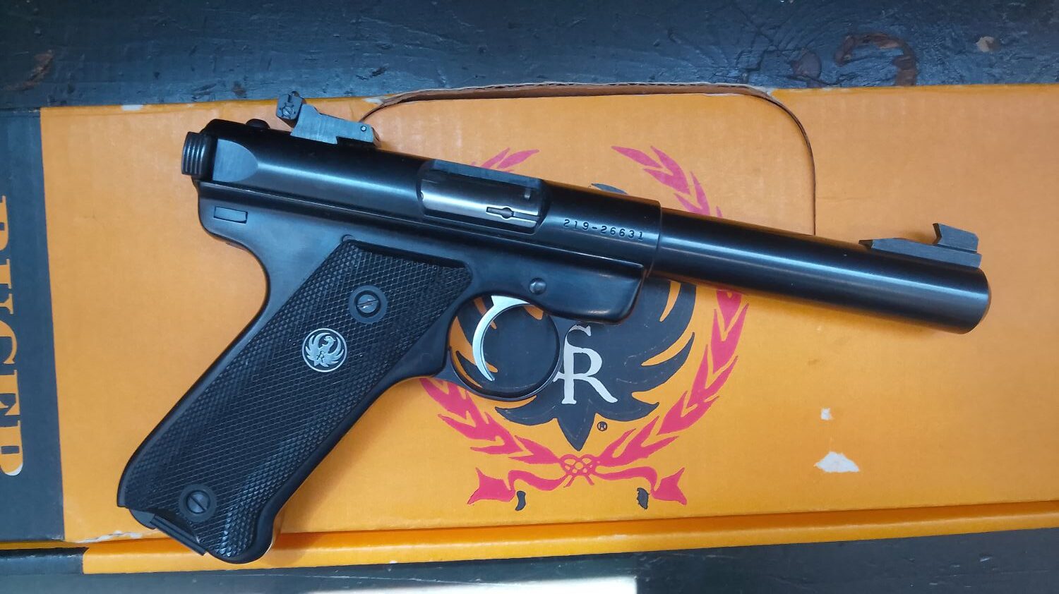 Pistola RUGER Mark II Target cal. 22 lr - immagine 3