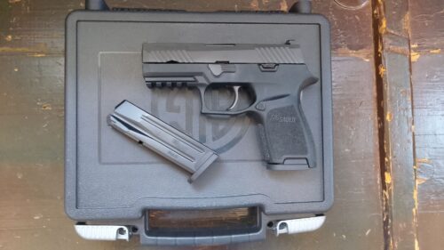 Pistola SIG SAUER P320 compact cal. 9x 21
